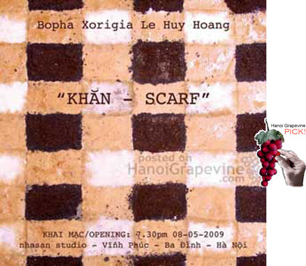 hoang-scarf3001