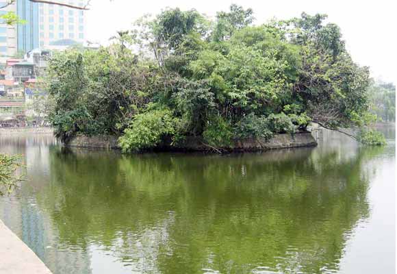 Small Island in Truc Bach Lake