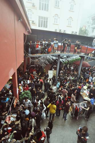 Hanoi Flea Market 1