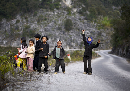 Lawrence Dattilio-Mountain Games-Ha Giang