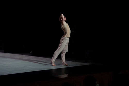 Get_a_Revolver-Hanoi-04
