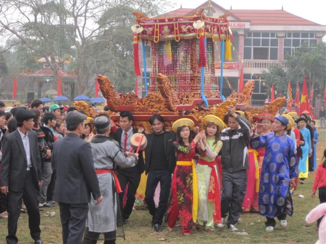 KVT-Parade in Thanh Hoa-5890