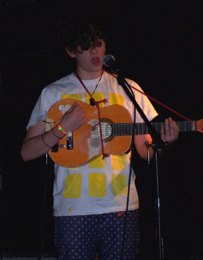 Micachu_at_Crash_Mansion_2008