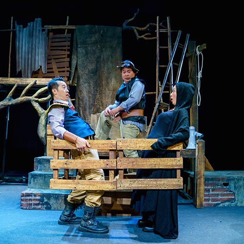 The Caucasian Chalk Circle 3