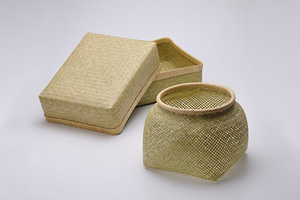 Beautiful Handicrafts of Tohoku 1