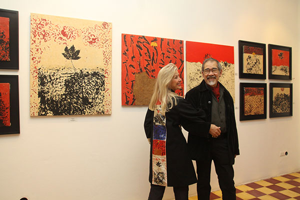 Suzanne Lecht and artist Nguyen Cam at Art Vietnam Gallery