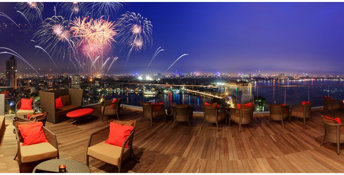 fireworks party-sofitel plaza hanoi-feature