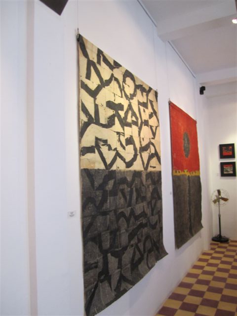 hanging2-art vietnam gallery