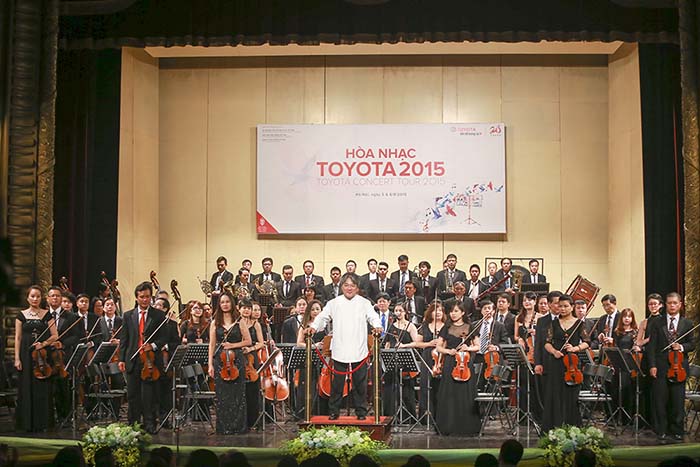 Toyota Concert Tour 2015 1