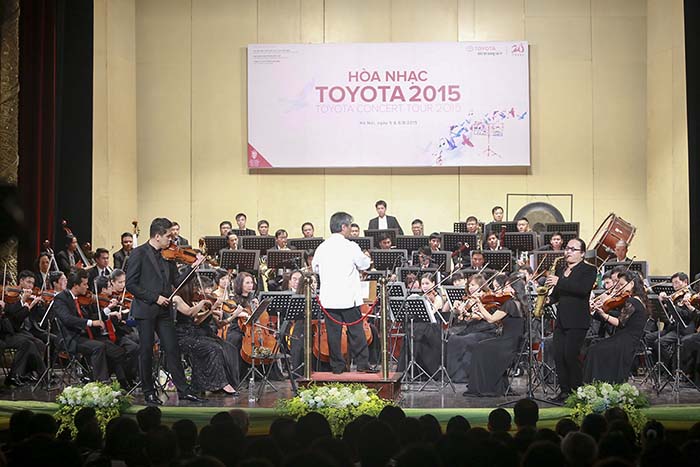 Toyota Concert Tour 2015 9