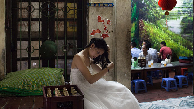 Actress Thuy Anh in "Another City" by Pham Ngoc Lan. Photo tuoitre.vn