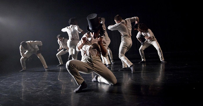 experimental-contemporary-meets-hip-hop-muti-musafiri